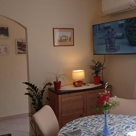 Apartman Rino Basanija Ngoại thất bức ảnh