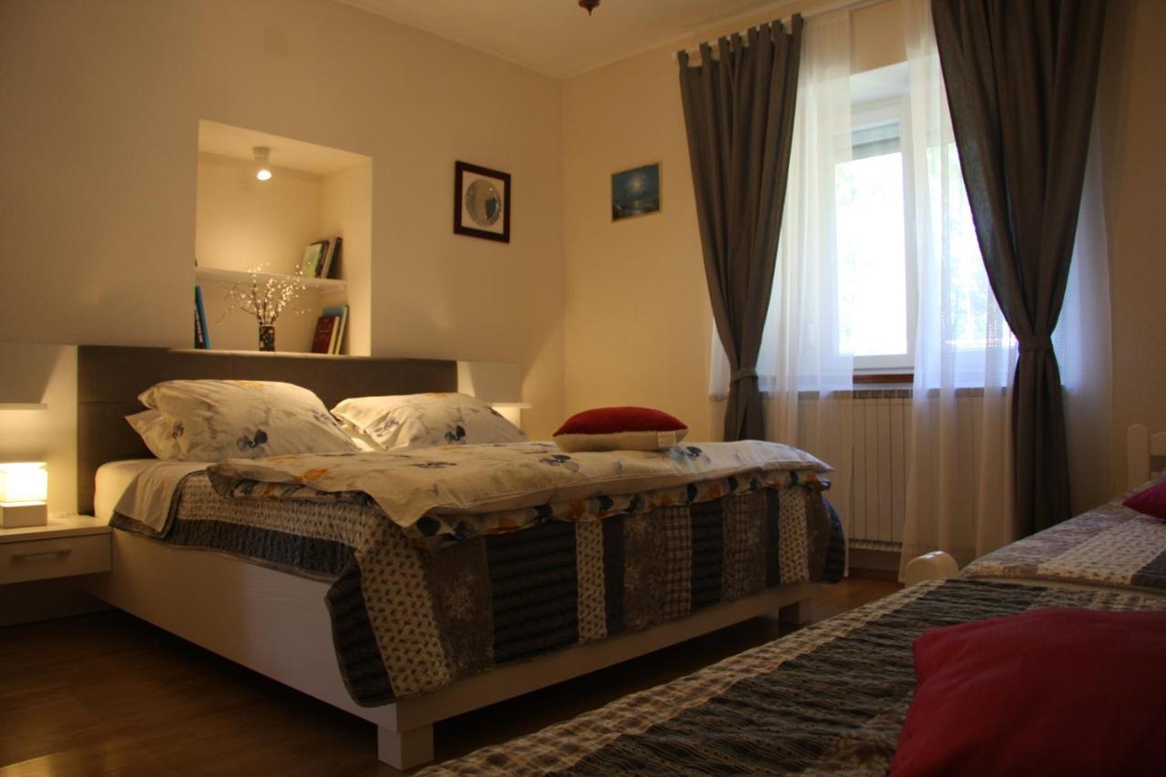 Apartman Rino Basanija Ngoại thất bức ảnh
