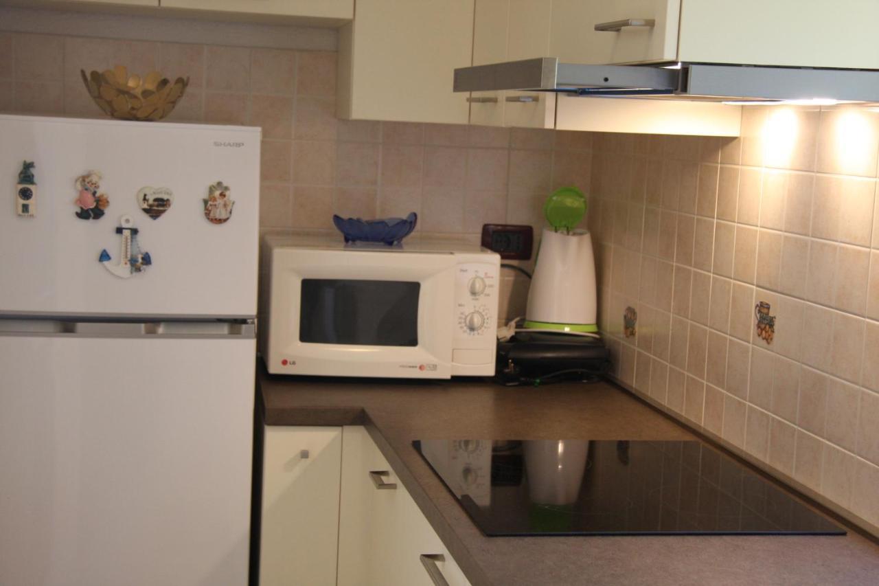 Apartman Rino Basanija Ngoại thất bức ảnh