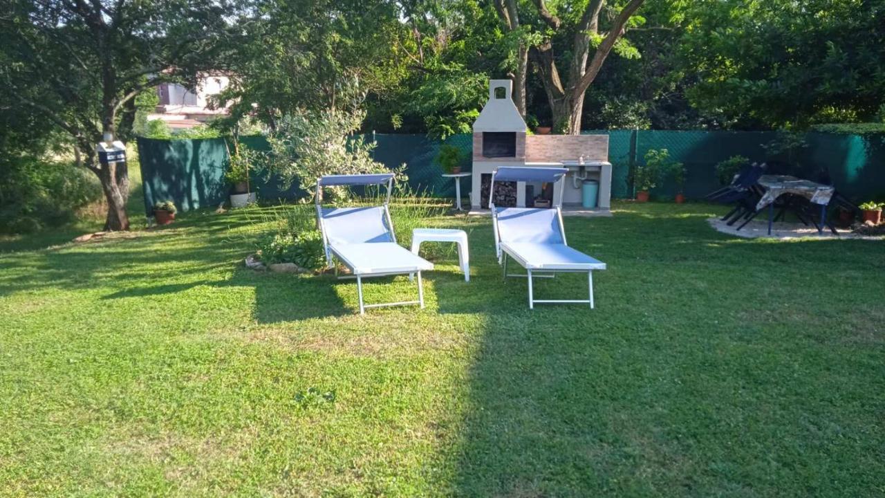 Apartman Rino Basanija Ngoại thất bức ảnh